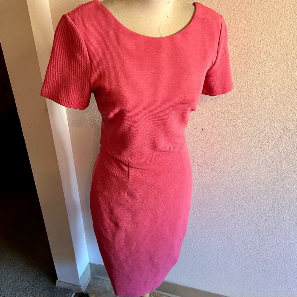 Boden body con dress color sz 6 scoop neckline good condition